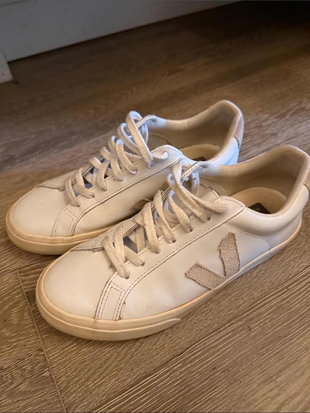Veja Women’s White Leather Sneakers with Beige 'V' Detail